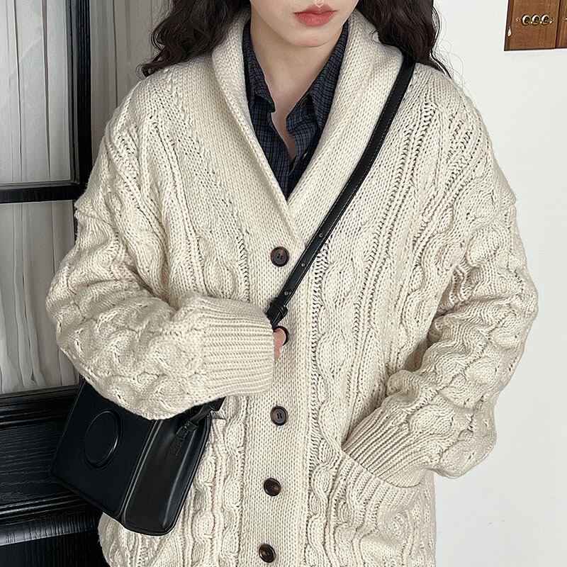 【outer】Vネックニットカーディガン Q7094