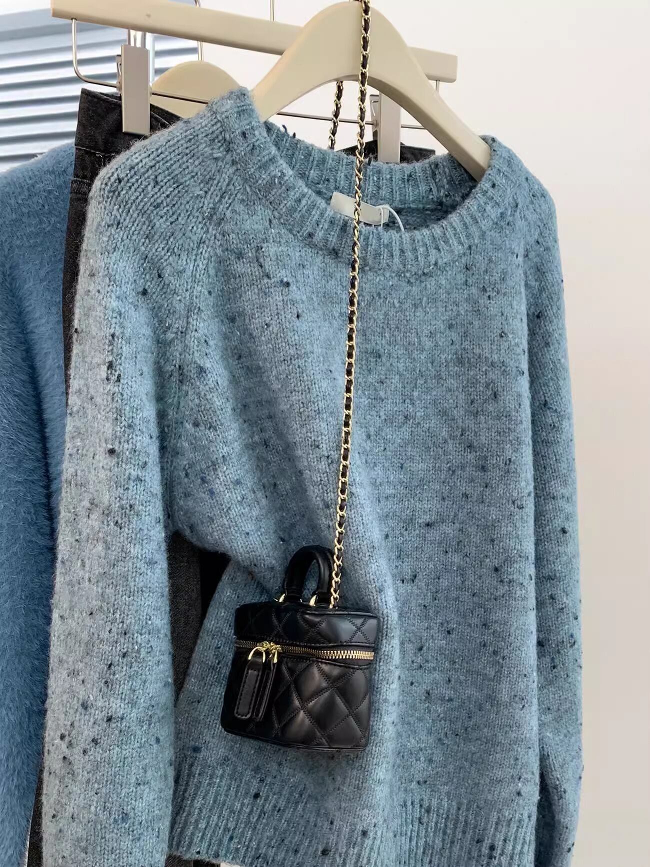 【tops】クルーネックニットセーター　M29218