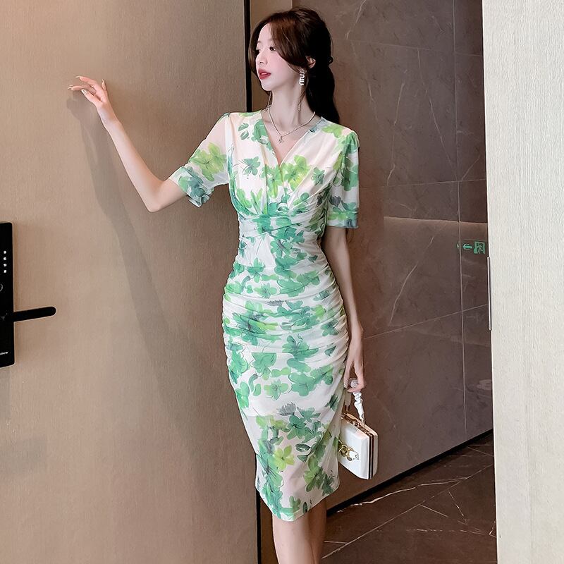 【dress】Vネック花柄ワンピース　M29597