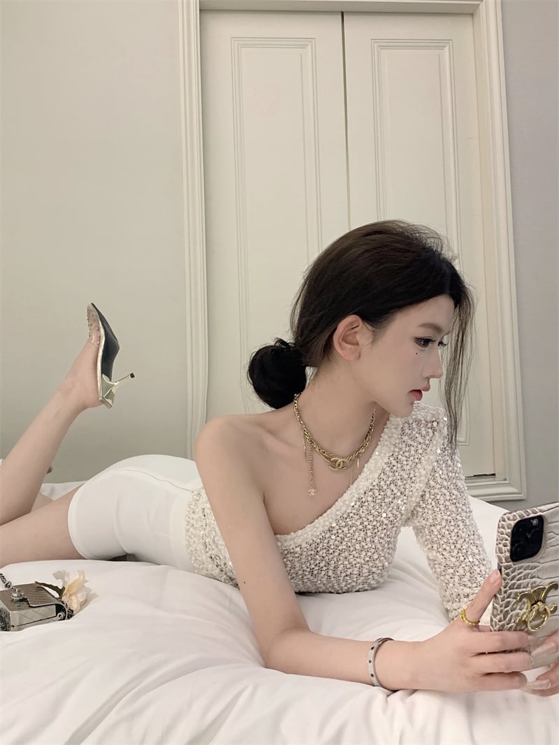 【tops】オフショルダートップス　M24083