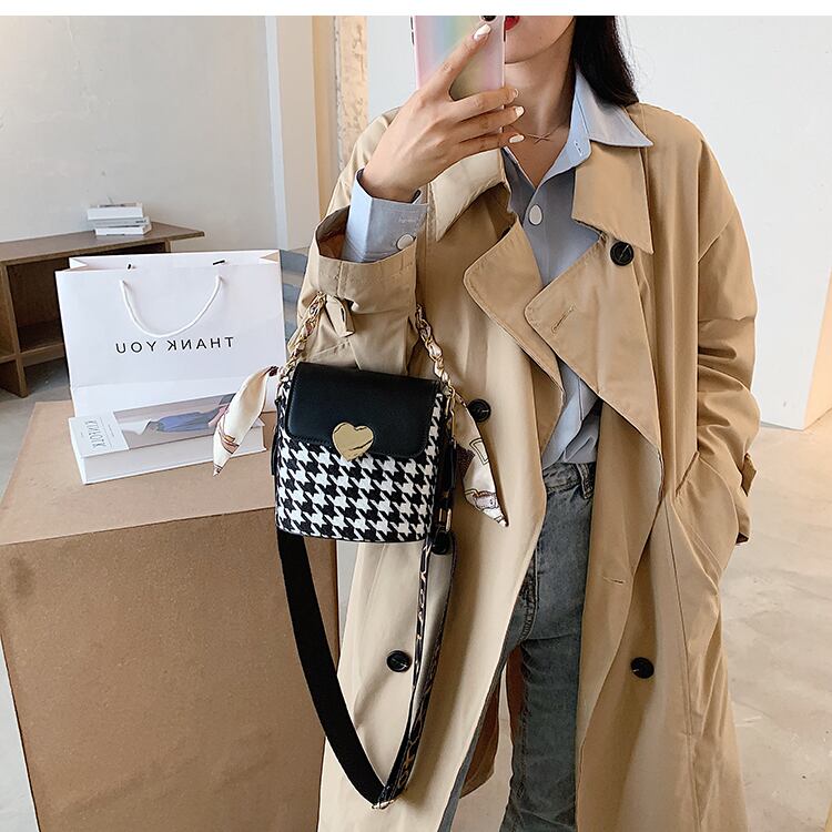 【小物】金属飾り肩掛けハンドバッグ切り替えエレガントチェーンバッグ