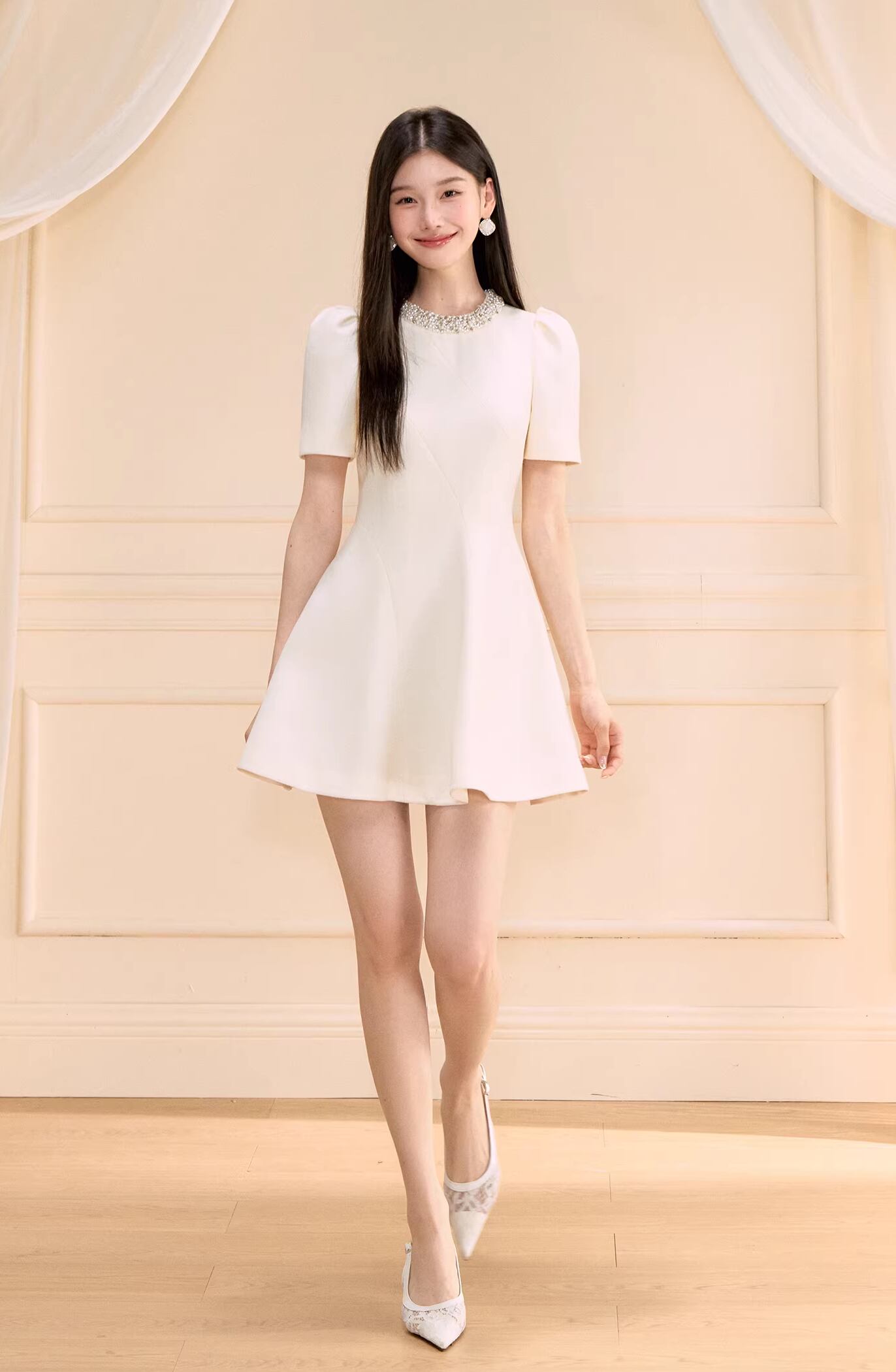 【dress】パール付きAラインフレアワンピース Q8463