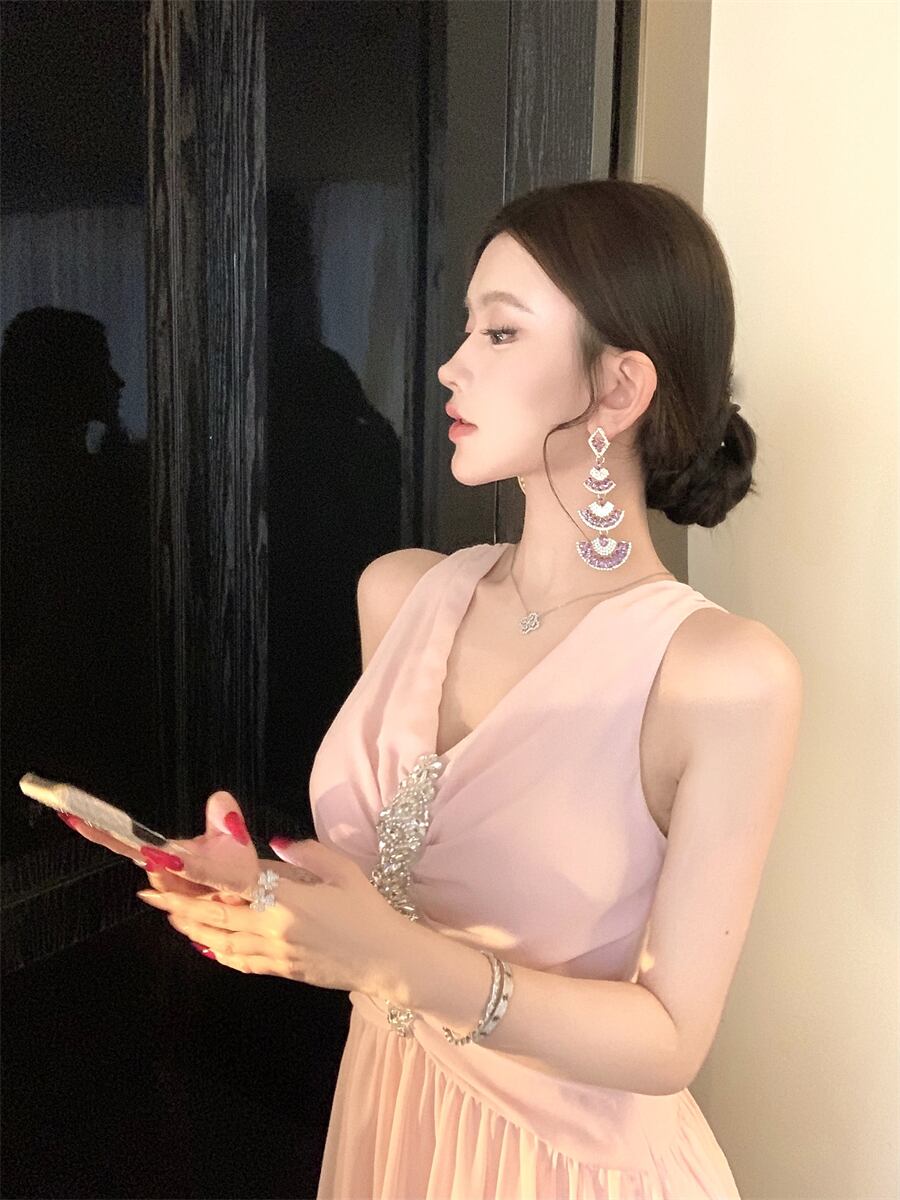 【dress】Vネックデートワンピース　M29680