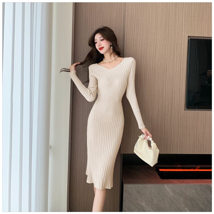 【dress】Vネックニットワンピース　M28208