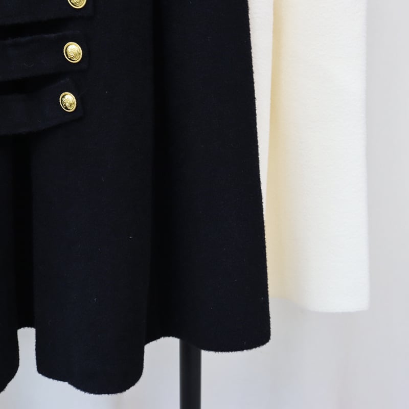 【outer】ボタンデザインケープコート　M26120