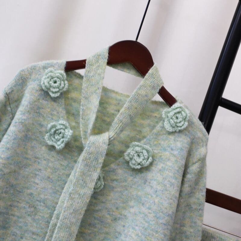 【set】立体フラワーニットセーター×スカートセット　M27587