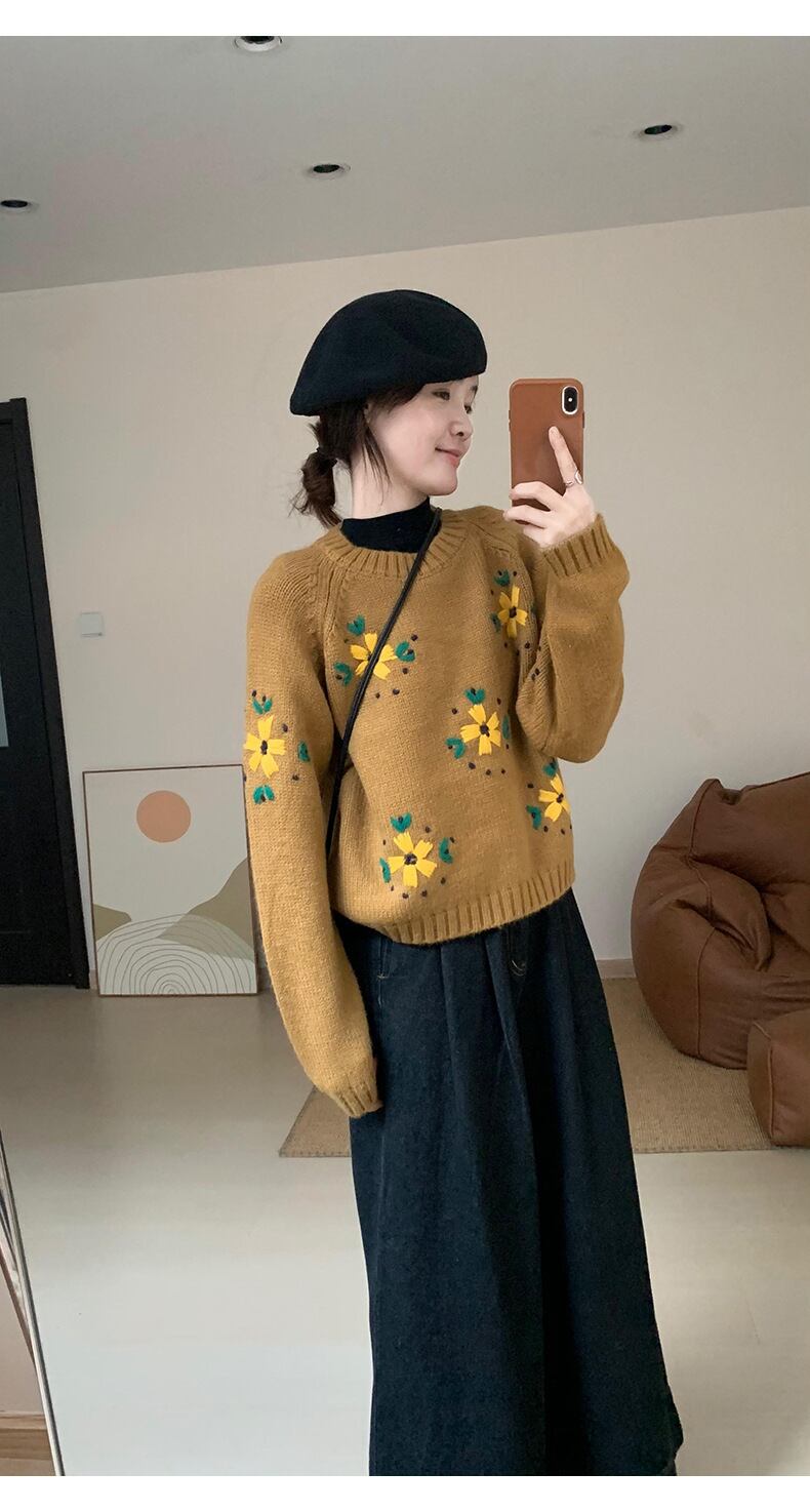 【tops】刺繍ニットセーター　M19120