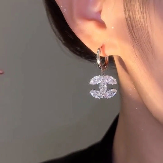 【小物】キラキラピアスアクセサリーF7640