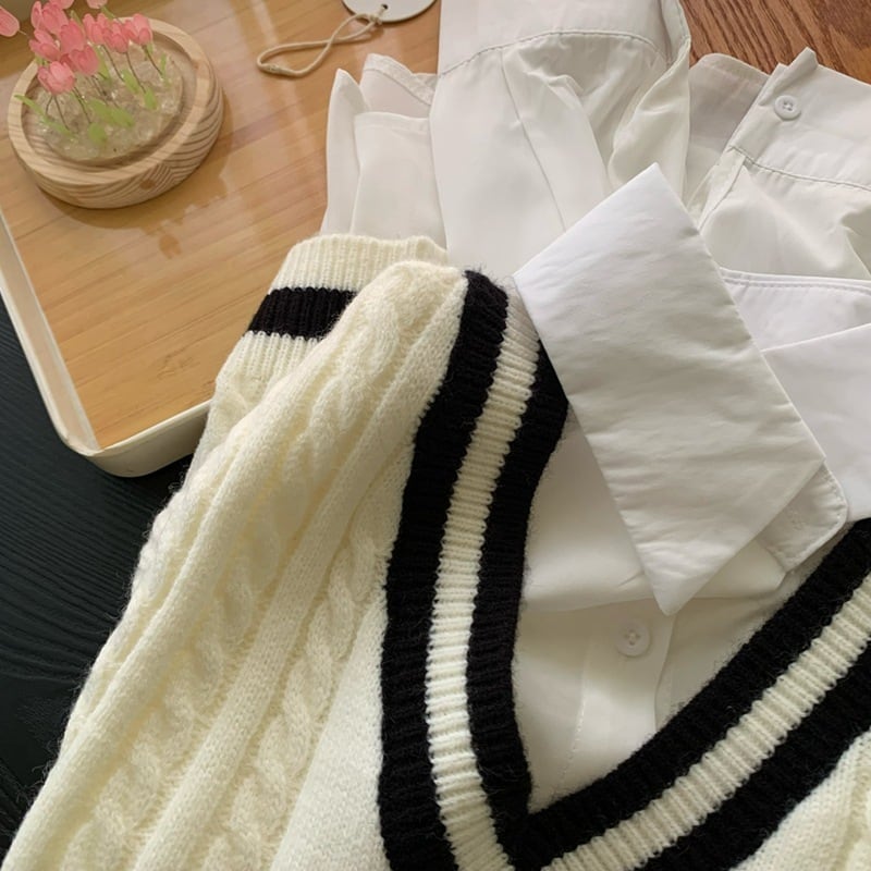 【tops】刺繍ニットベスト　M28338