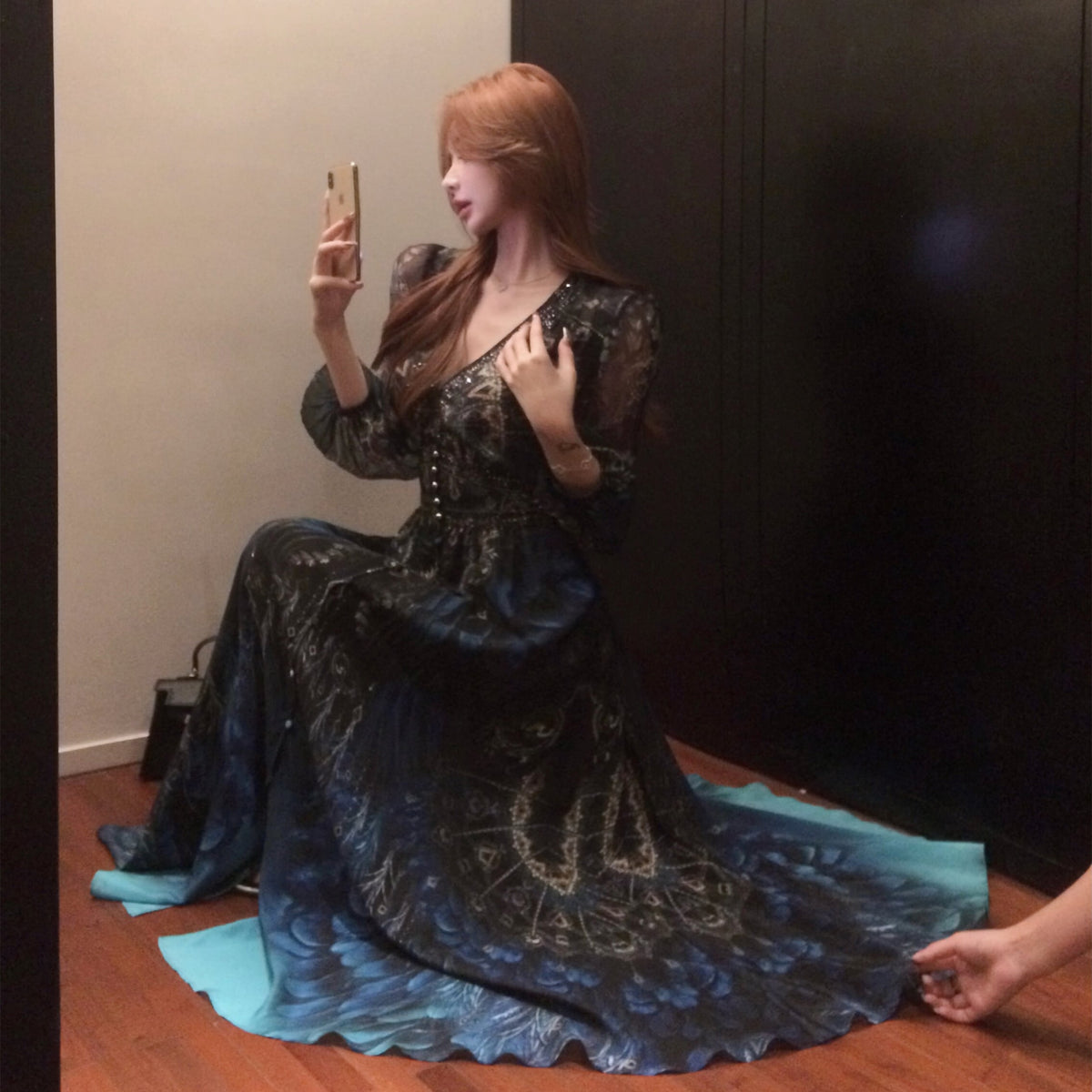 【dress】Vネックプリントワンピース　M24693