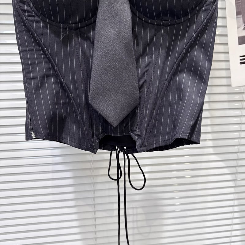 【tops】シャツネック付きチューブトップス Q7895