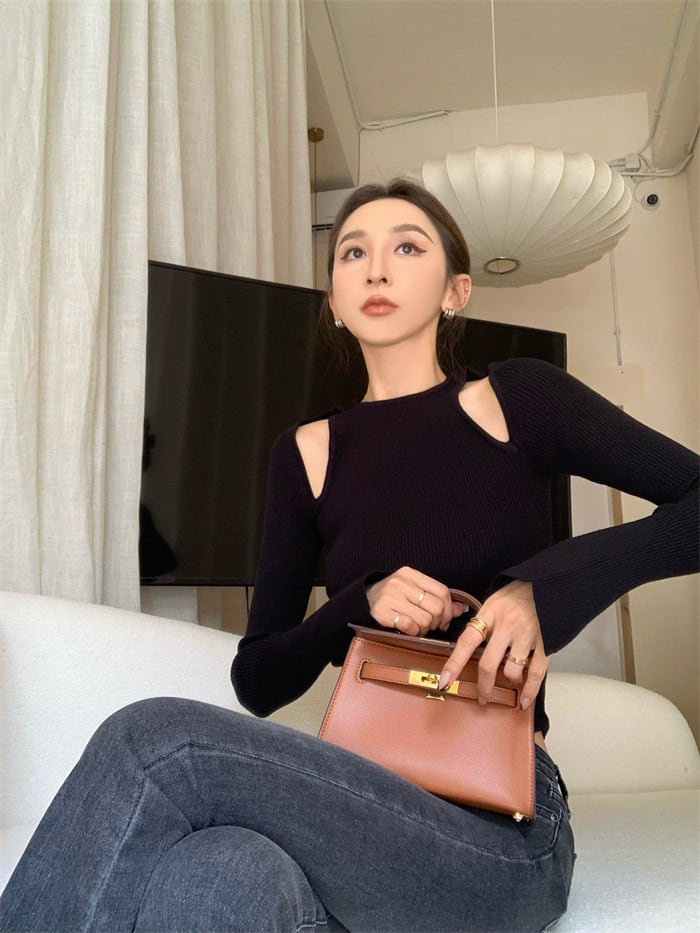 【tops】オフショルダーニットトップス　M27943