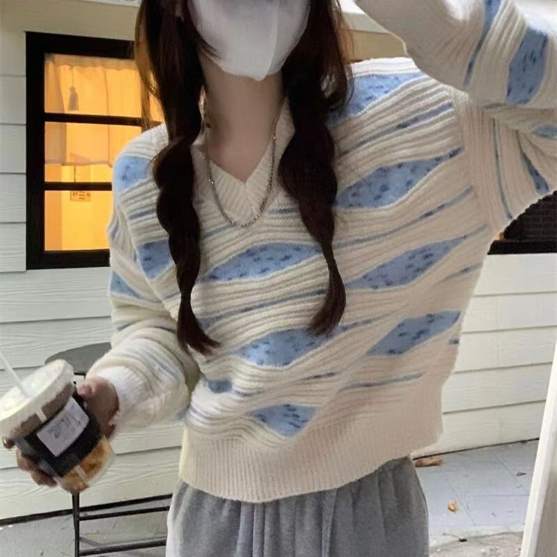 【tops】Vネックニットセーター　M18951