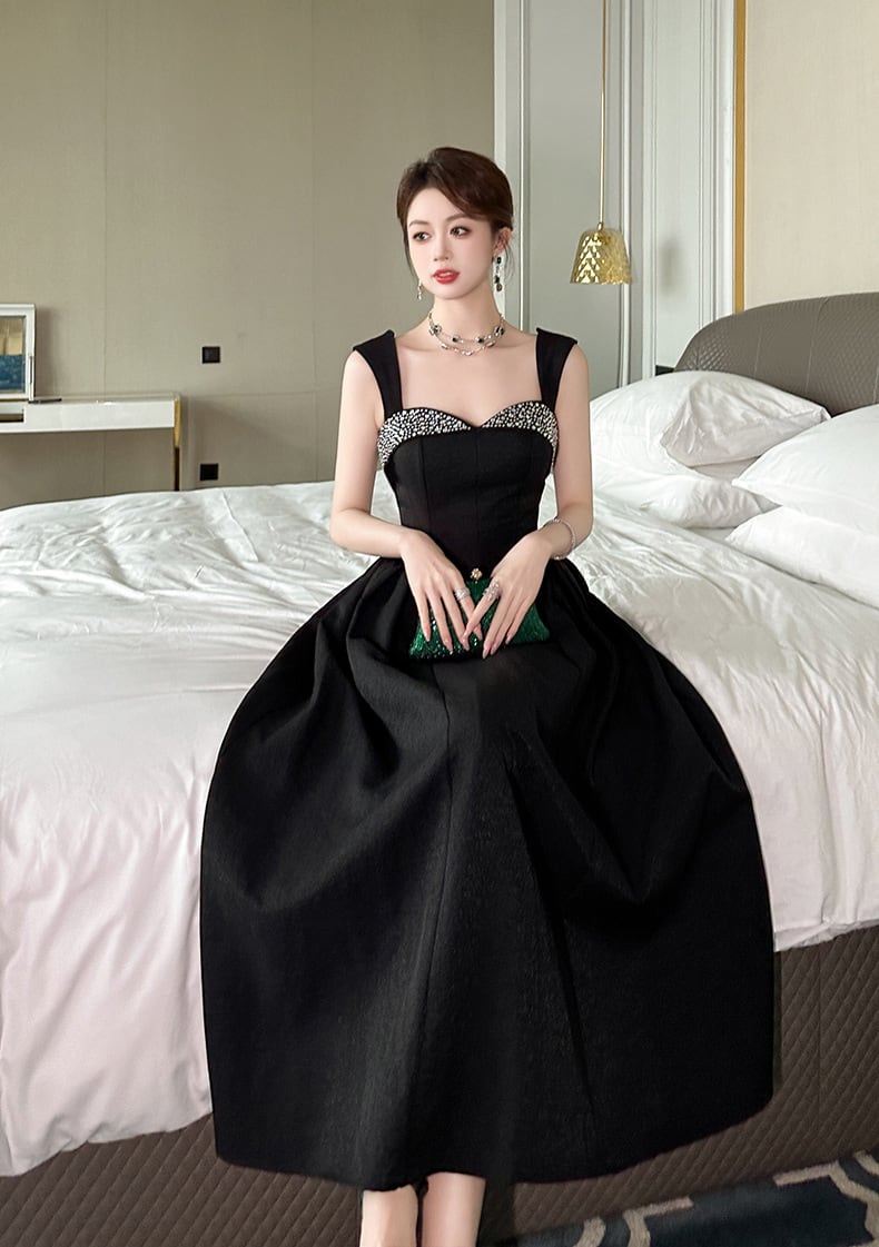 【dress】ラインストーン付きデートワンピース　M24443