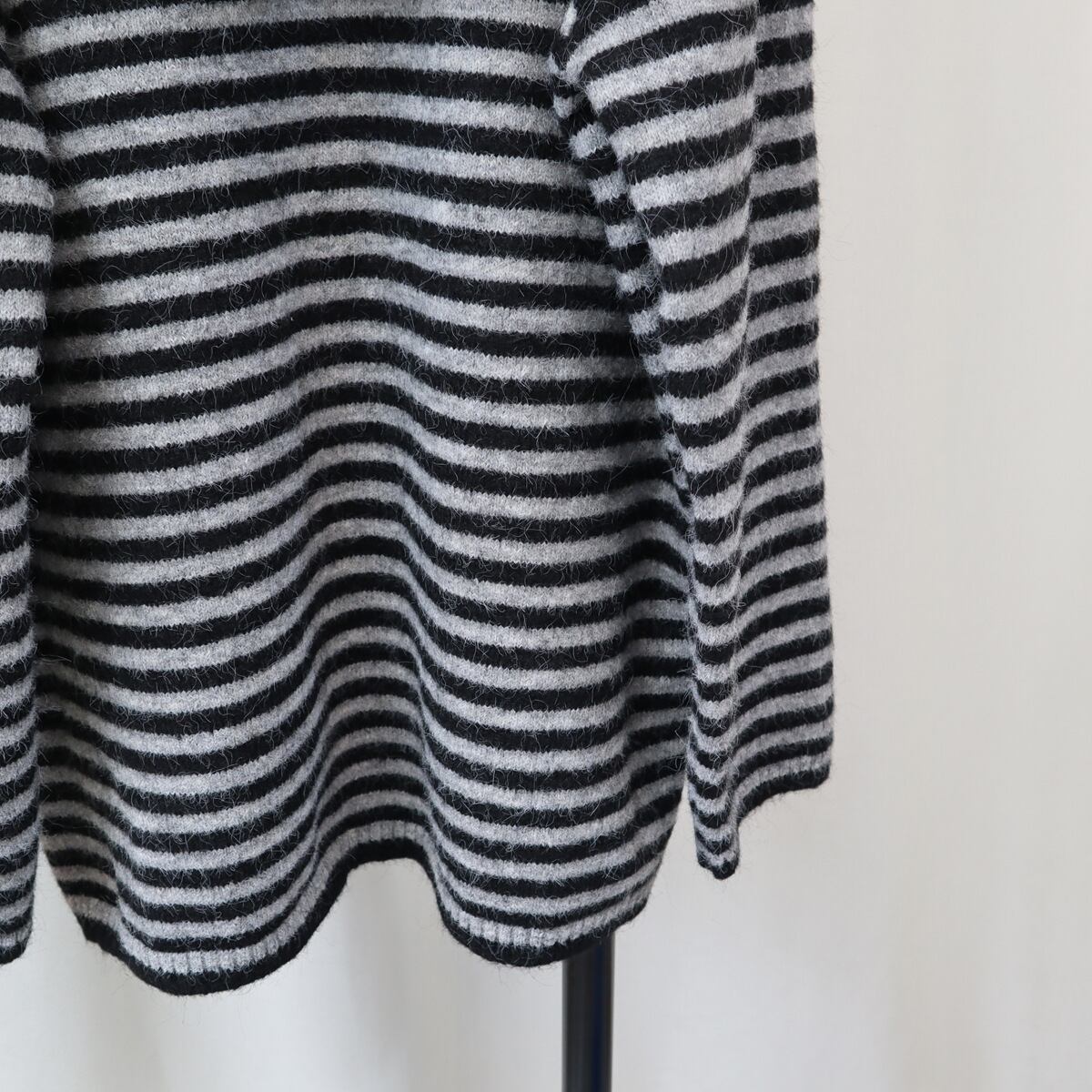 【tops】ボーダー柄ニットセーター　M28398