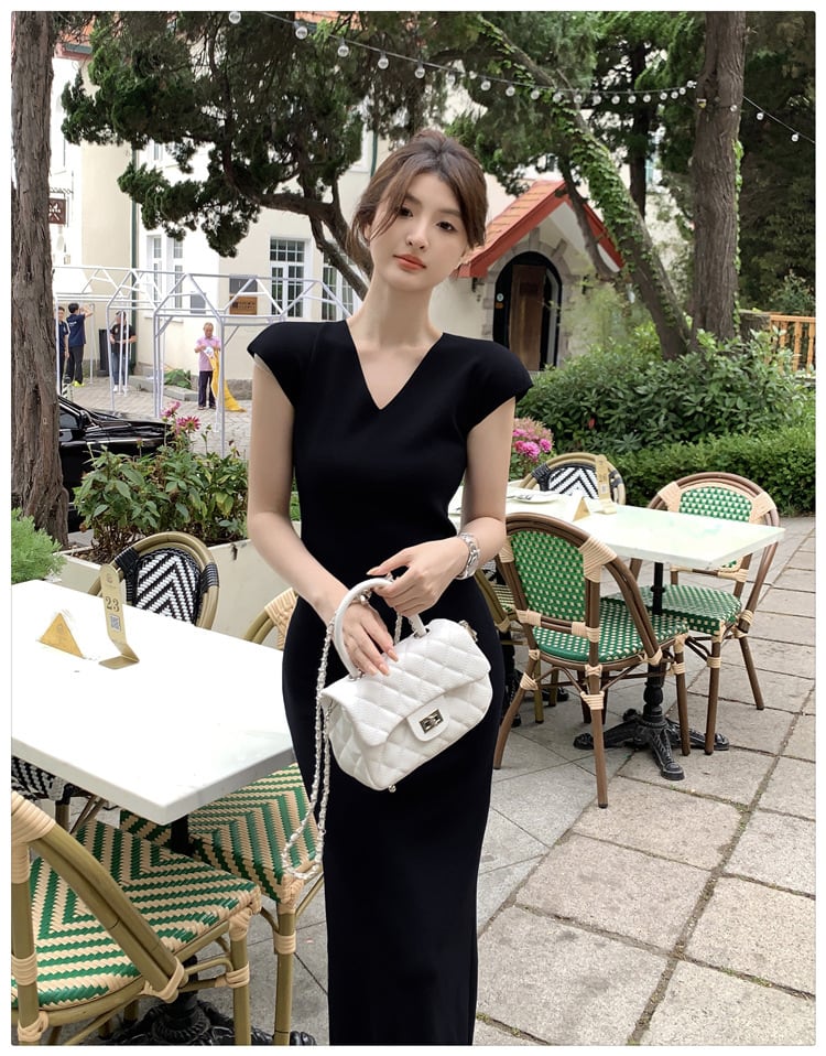【dress】Vネックニットワンピース　M24482