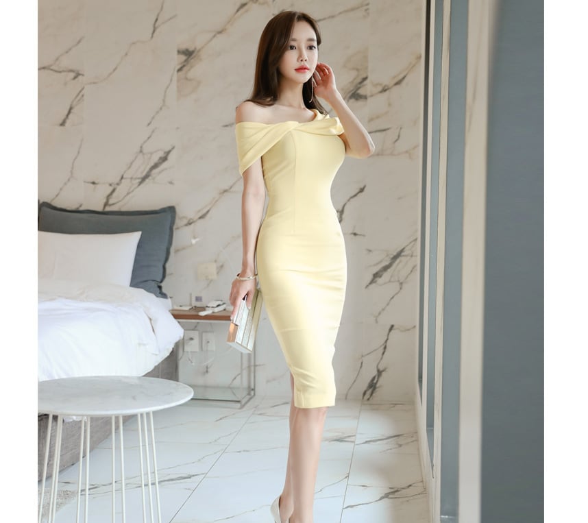 【dress】オフショルダーパーティーワンピース G21579