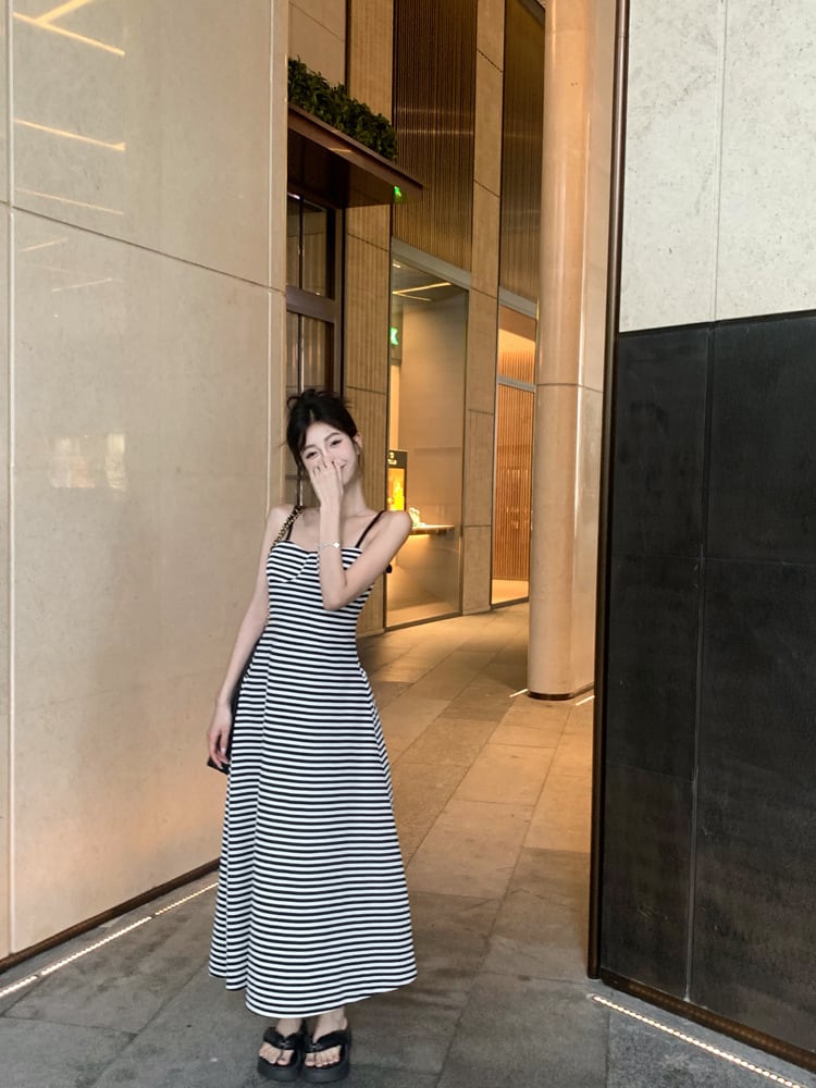 【dress】バックレスキャミワンピース　M24122
