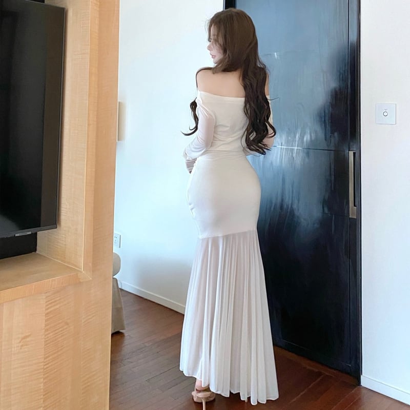 【dress】オフショルダーチュールドッキングワンピース Q7885