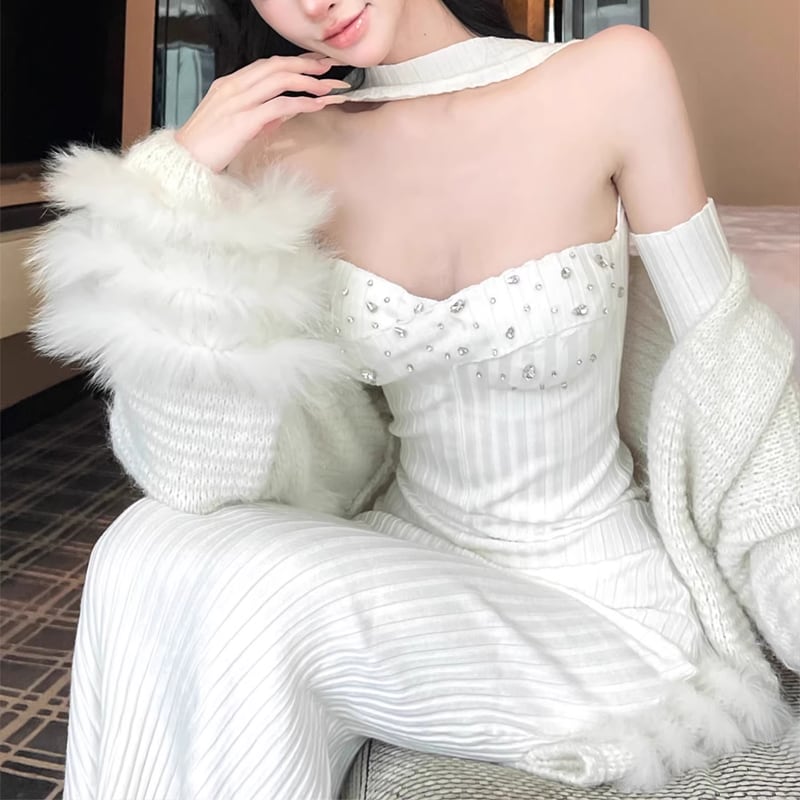 【dress】胸パット付きホルターネックニットワンピース Q7741