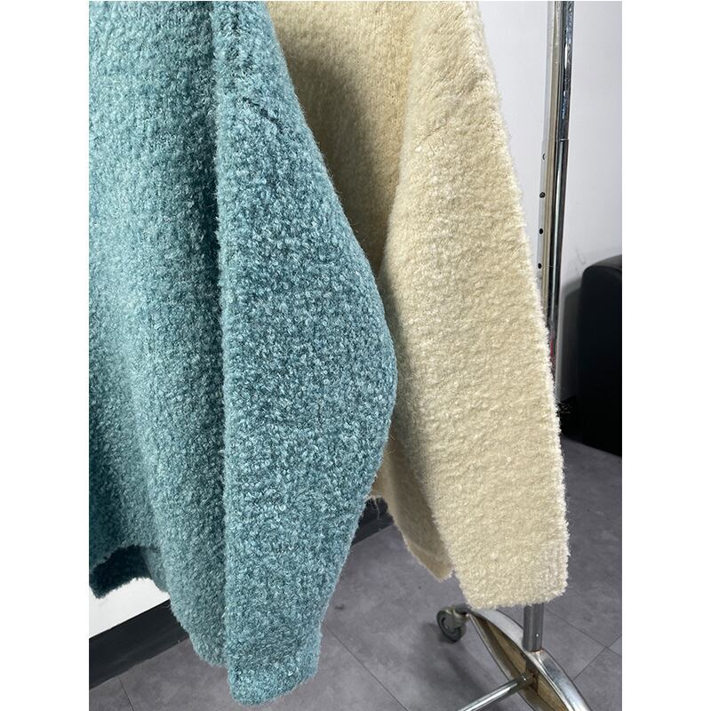 【tops】クルーネックニットセーター　M19090
