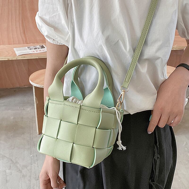 【小物】秋冬新作気質満点ファッション合わせやすい肩掛け斜め掛けバッグ G3582