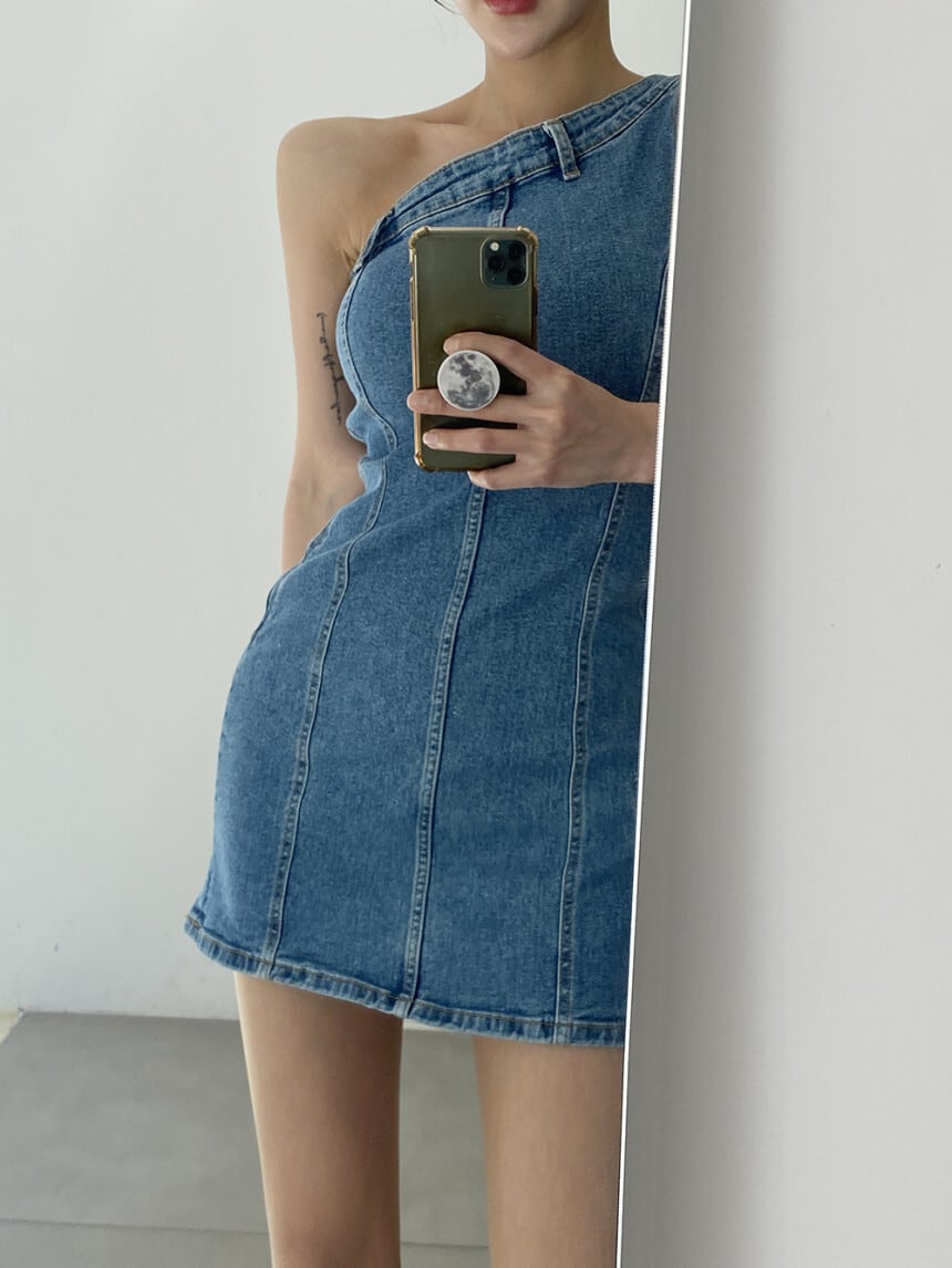 【dress】オフショルダーデニムワンピース　M25031