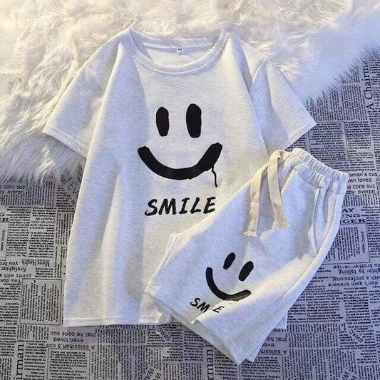 【set】ラウンドネック半袖Ｔシャツ+ショートパンツ通勤日常2点セットF4944