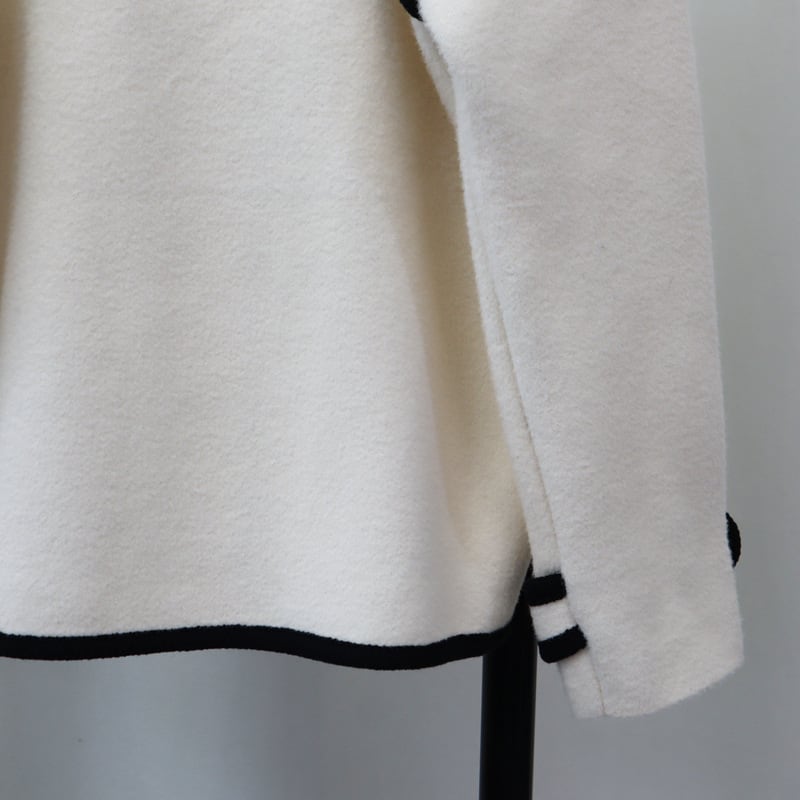 【outer】Vネックショートコート　M27779
