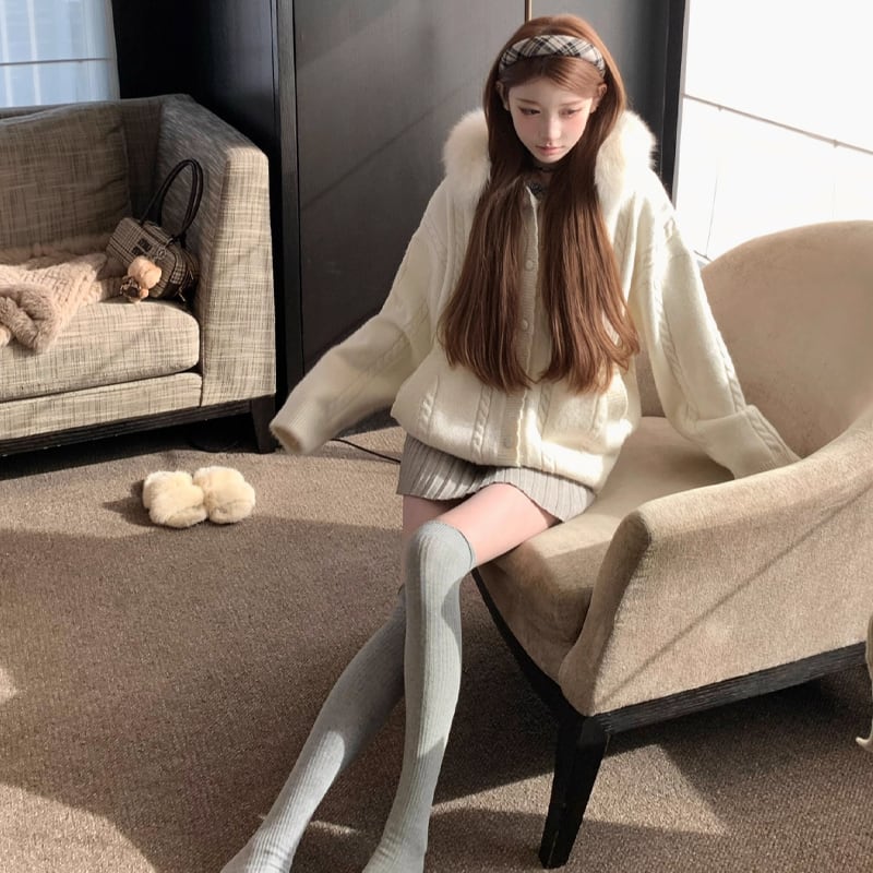 【outer】ファー付きニットカーディガン Q7253