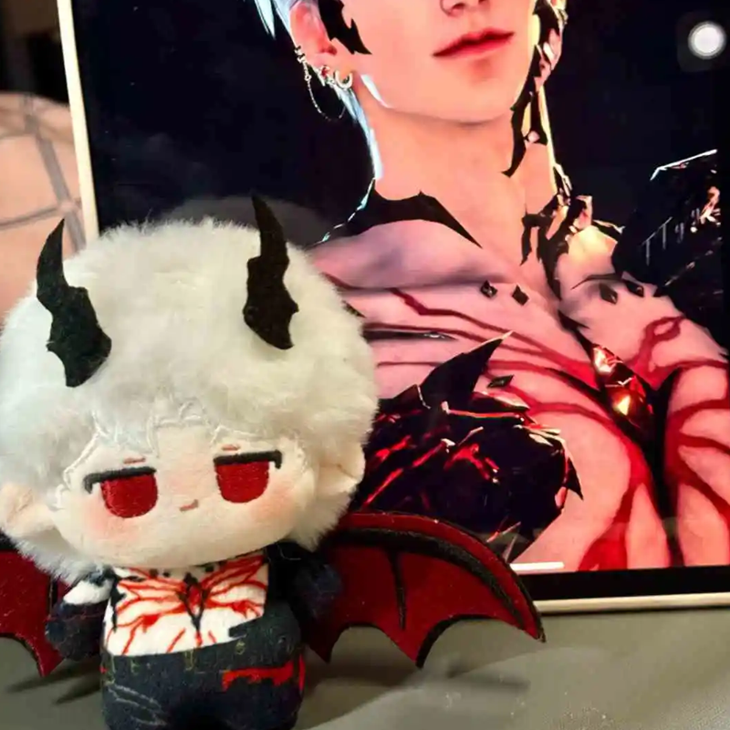 【GOODS】恋と深空 シン SYLUS 悪魔 10cm ぬいぐるみ 綿人形 Q2510