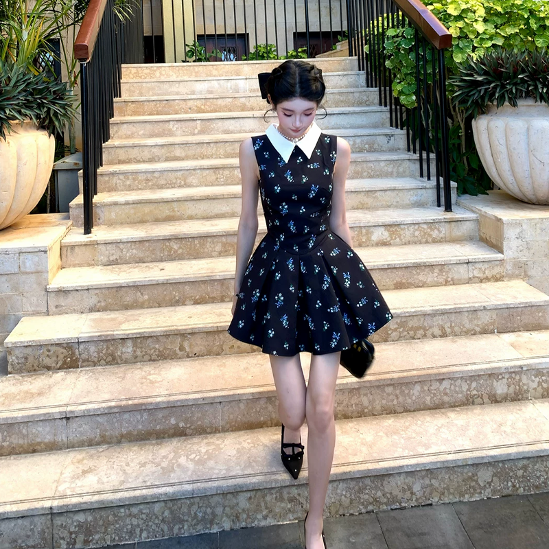 【dress】ノースリーブ花柄フレアミニワンピース Q8413