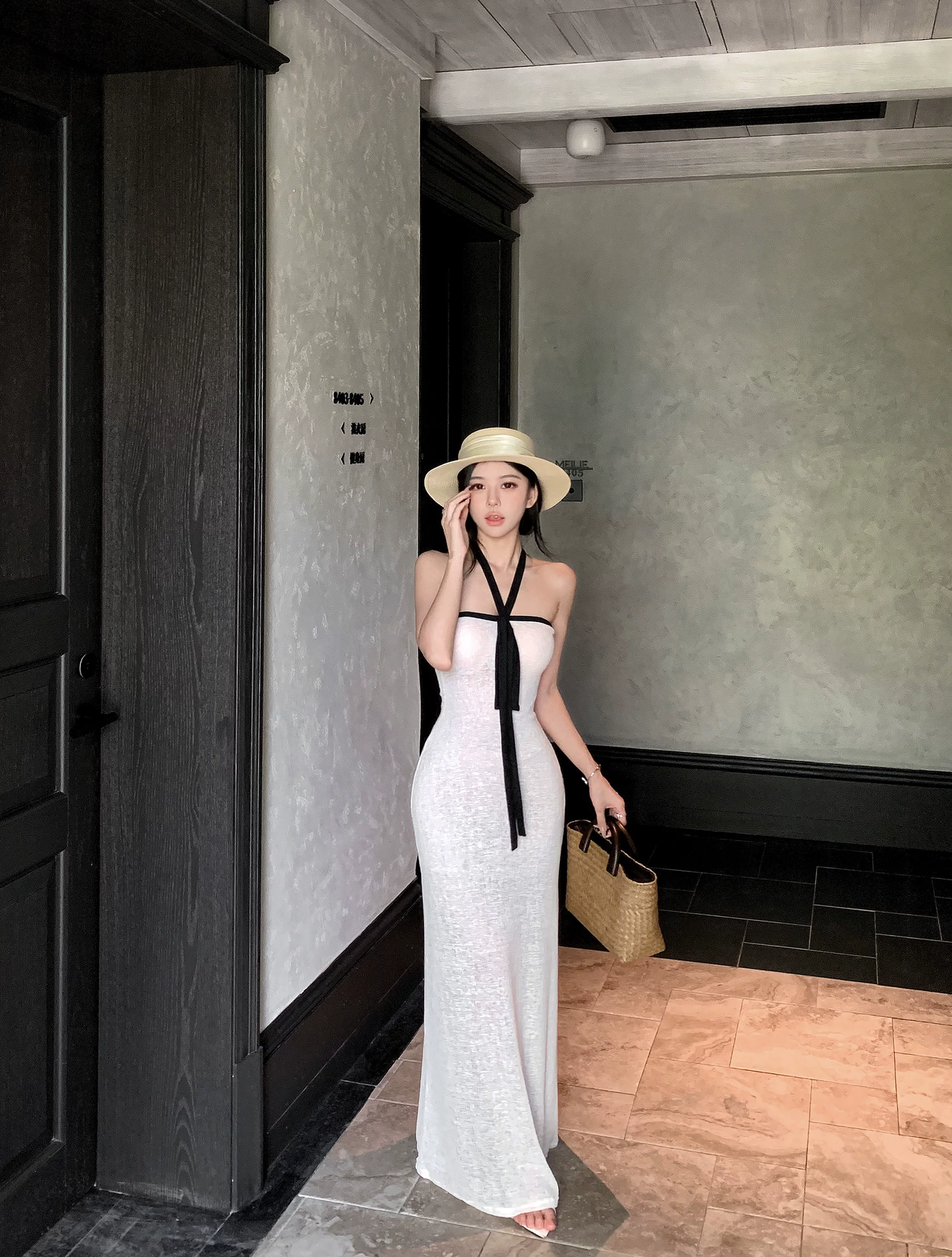 【dress】ホルターネックロングワンピース Q8392