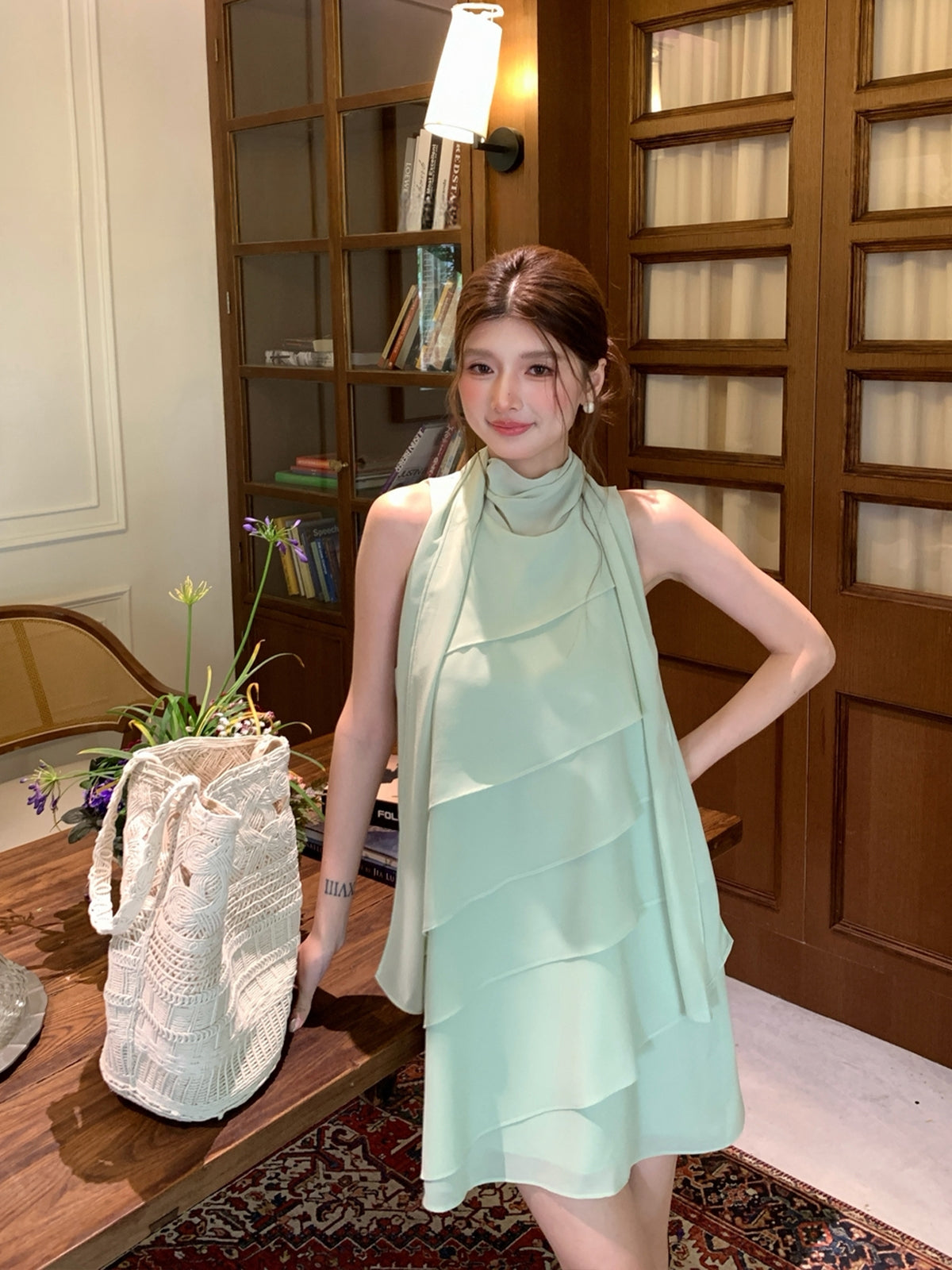【dress】 スカーフネックシフォンティアードワンピース Q8882