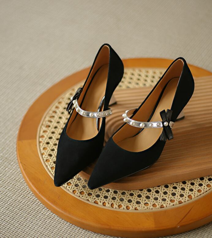 【shoes】美脚魅せ結婚式二次会ビーズ飾りアーモンドトゥシューズF0725