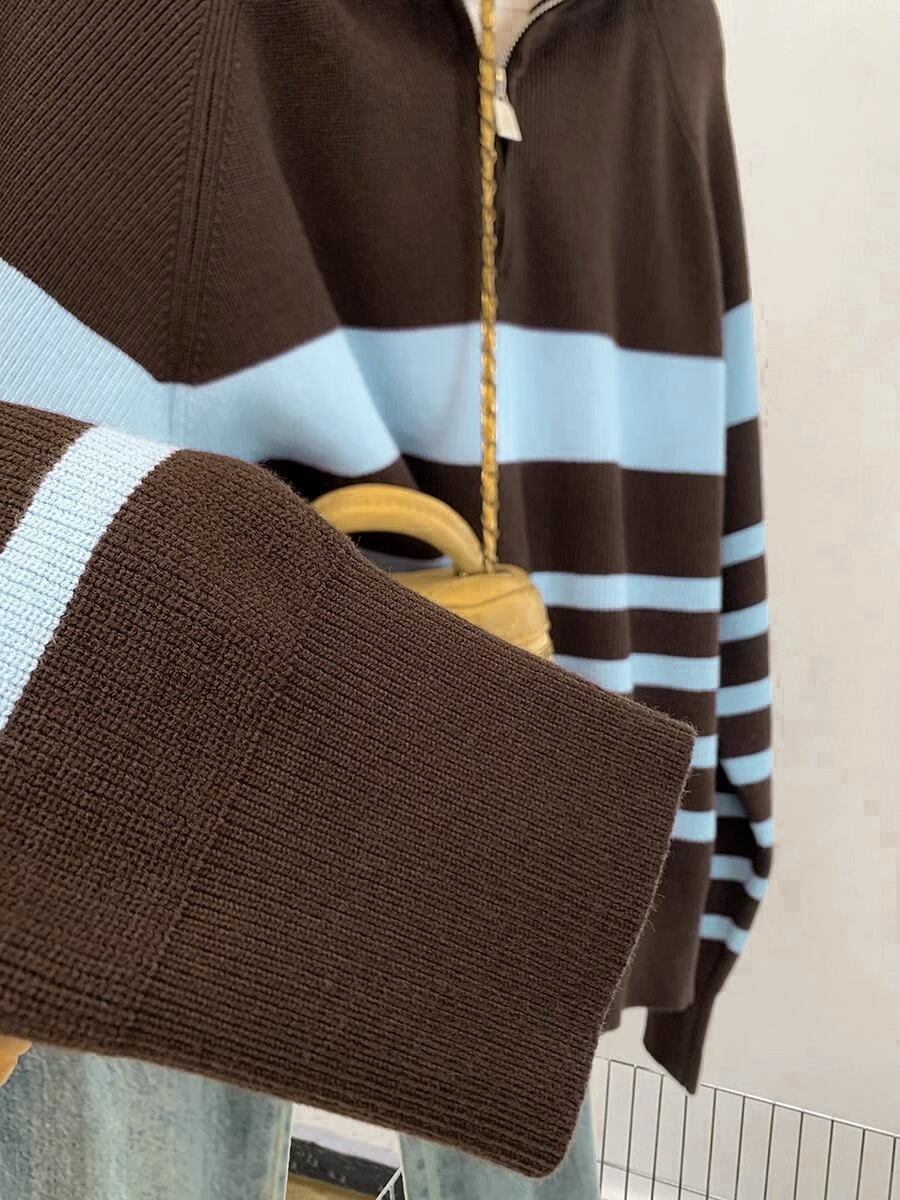 【tops】ボーダー柄ニットセーター　M29240