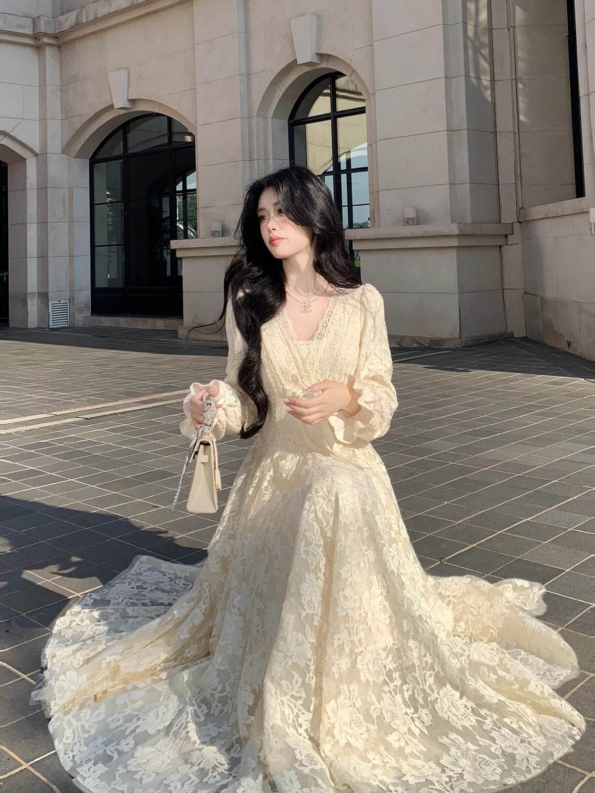 【dress】Vネックロングレースワンピース Q7563