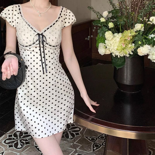 【dress】Vネックドット柄ワンピース G21102