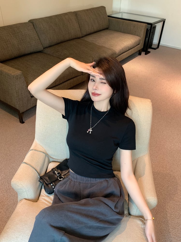 【tops】ラウンドネック半袖ＴシャツF7348