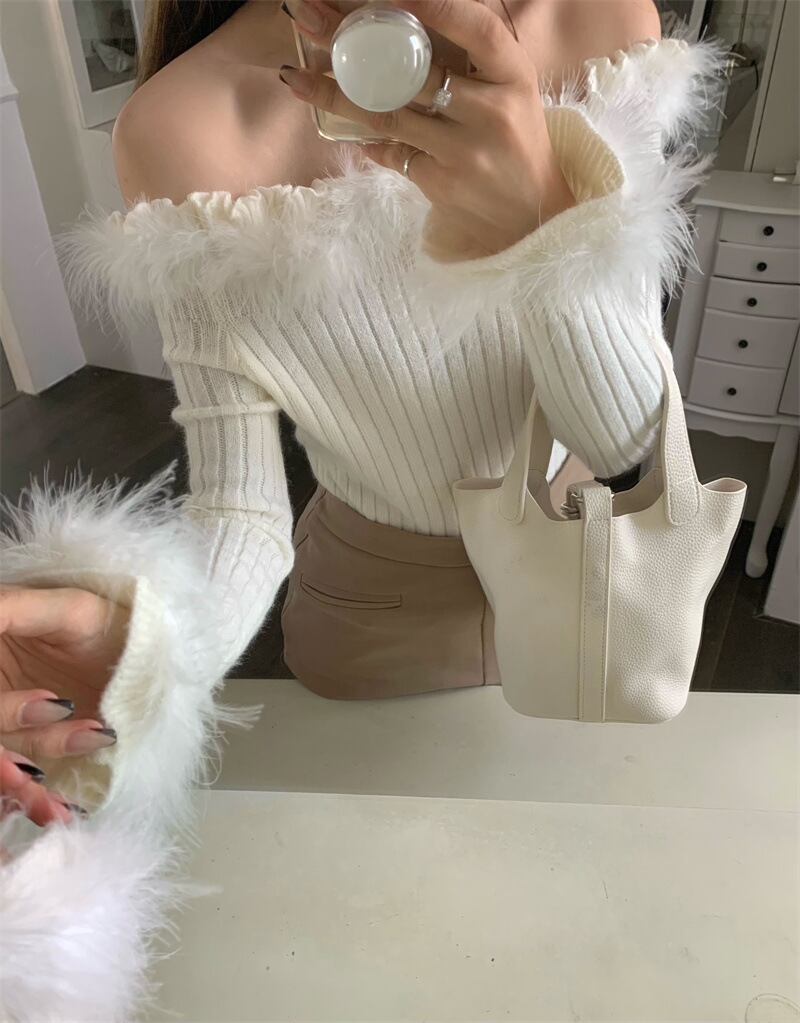 【tops】ファーオフショルダーニットトップス　M28262