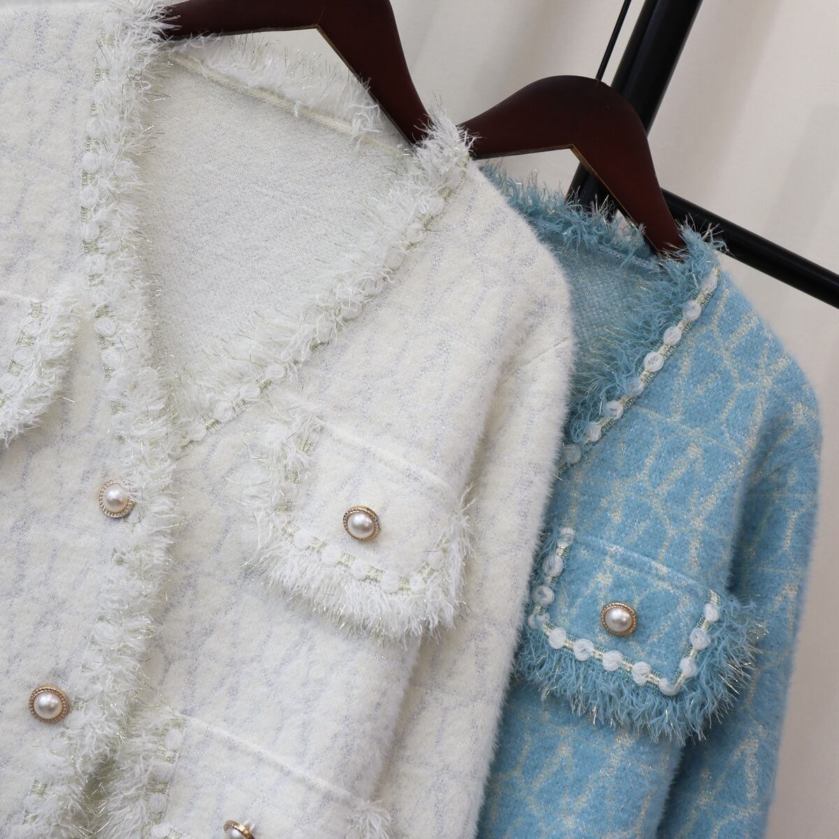 【outer】フラップポケットVネックニットカーデ　M17949