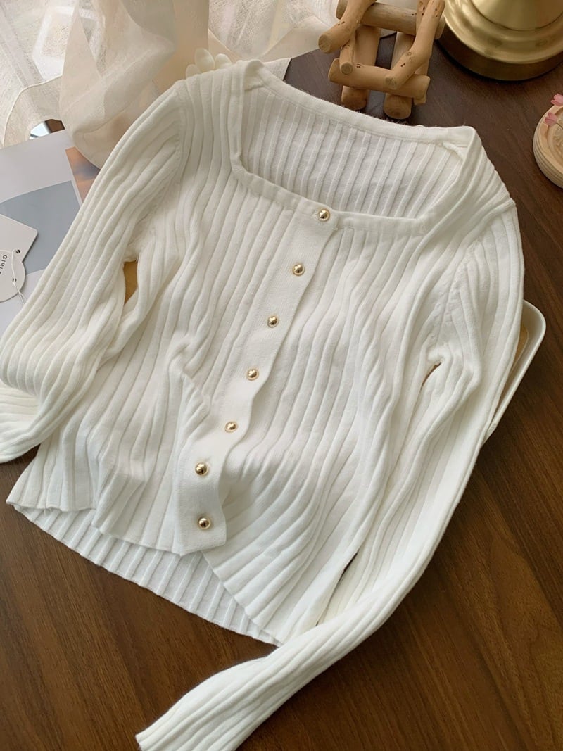 【outer】ボタンデザインニットセーター　M29417