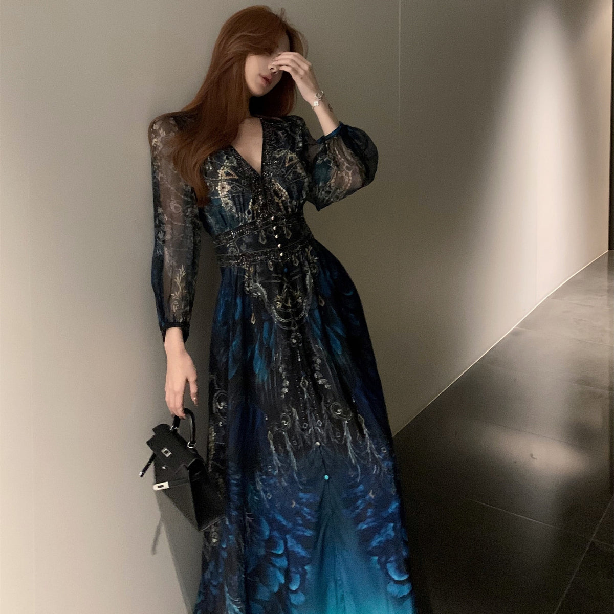 【dress】Vネックプリントワンピース　M24693