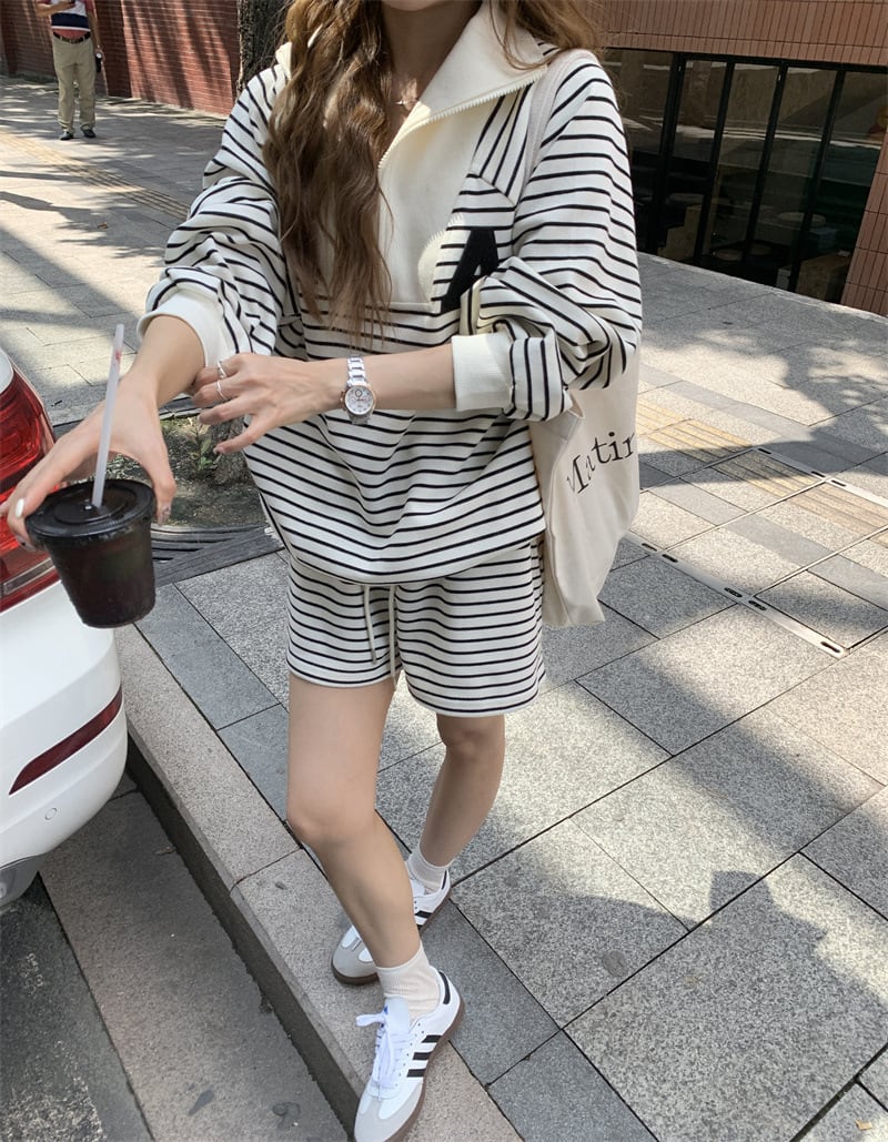 【set】ボーダー柄スウェット×ショートパンツセット　M25709