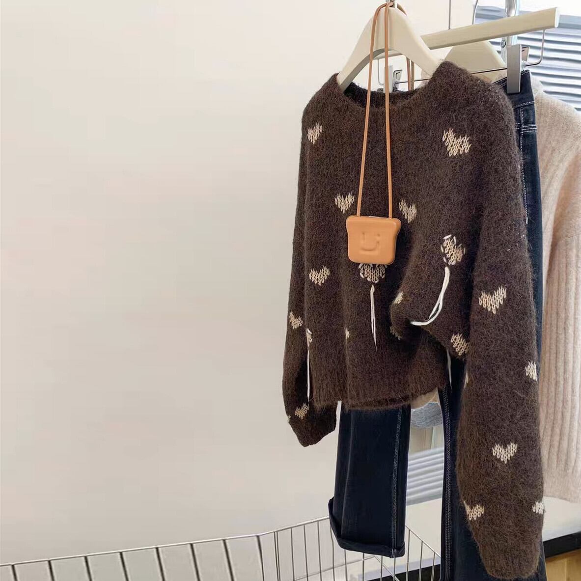 【tops】クルーネックニットセーター　M29247