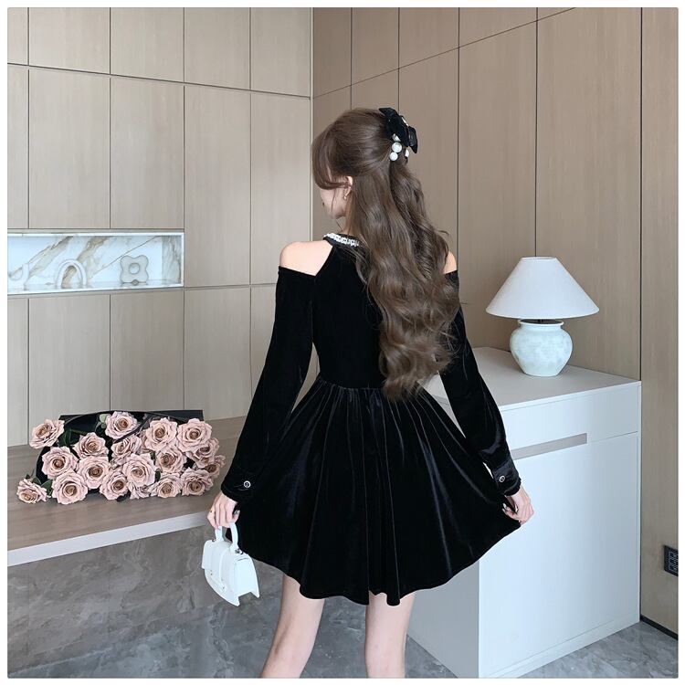 【dress】オフショルダーワンピース　M18564