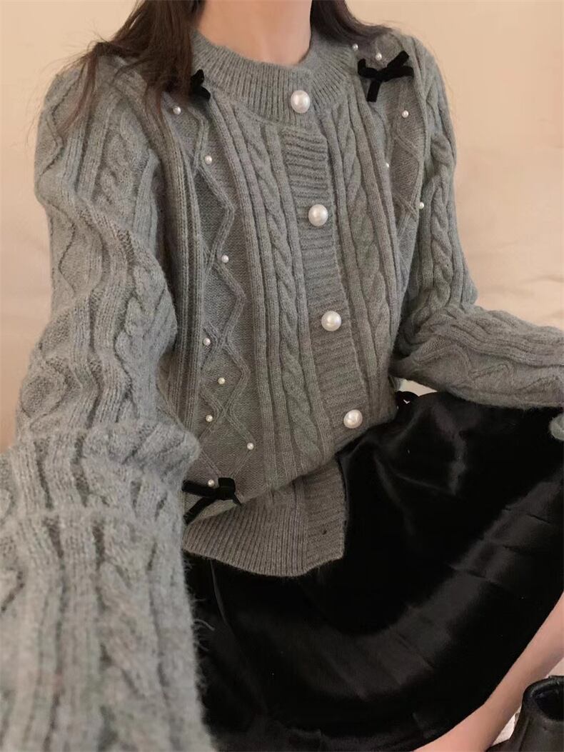 【outer】リボン付きパールニットカーデ　M25848