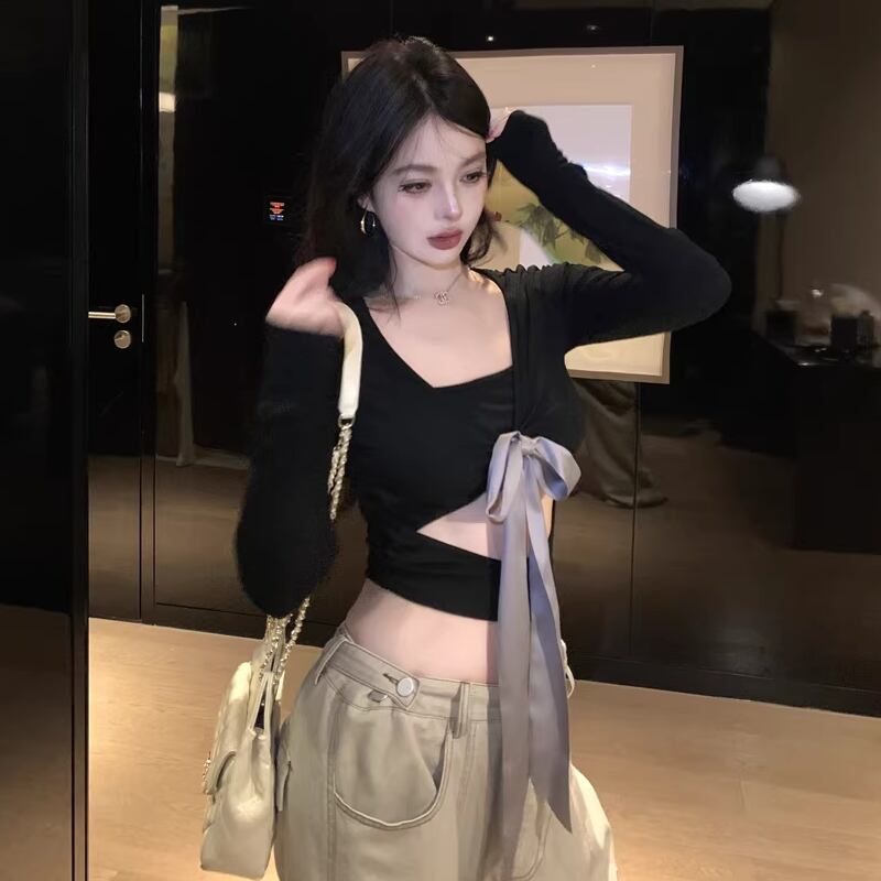 【tops】ビッグリボン付きフロントカットトップス Q8136