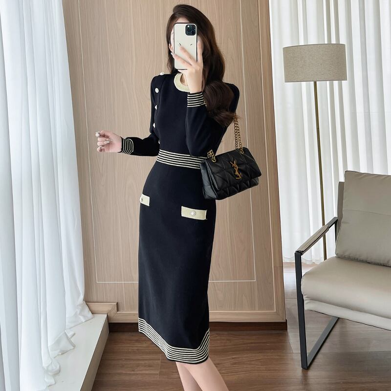 【dress】ボーダー柄ニットワンピース Q7299