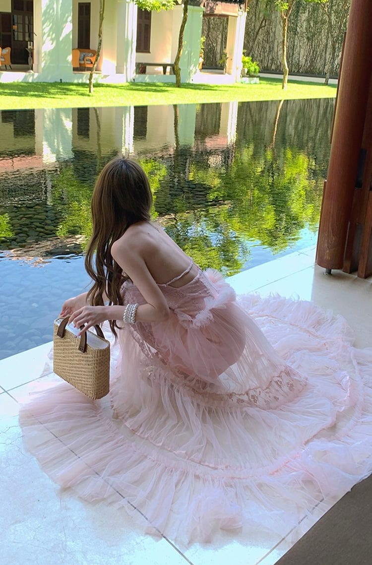 【dress】ホルターネックシアーチュールティアードワンピース Q8484